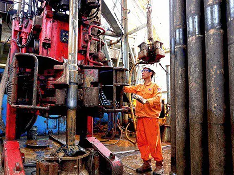 Vượt ‘khủng hoảng kép’, PetroVietnam về đích sớm 3 chỉ tiêu quan trọng